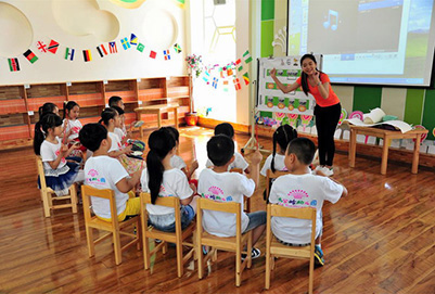 初中畢業學什么專業好？幼師專業前景與職業規劃分析